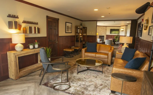 Shearwater Inn