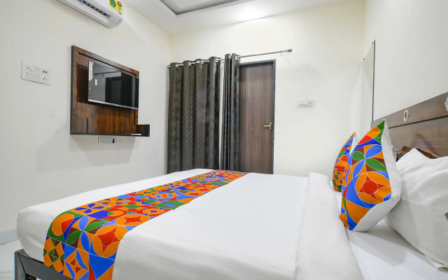 Fabhotel Dr Greens