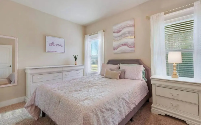 Spacious 3BR Condo in Ocean Springs