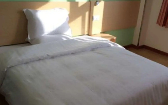 7 Days Inn Shijiazhuang Jinzhou Xinyulou Branch