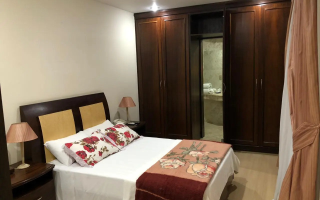 Hotel Savoy