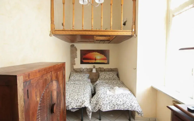 Antonica Home