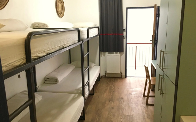 Bannister Hotel