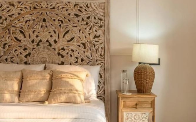 ELIVAAS Casa Del Mundo Luxe Pet friendly
