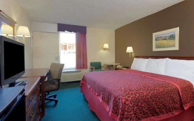 Days Inn Forsyth
