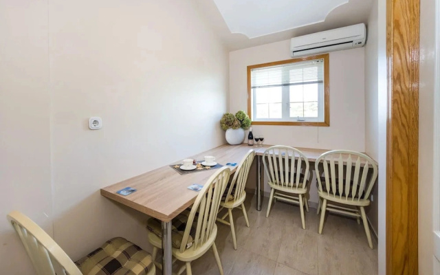 Beachfront Apartment Mareo 6
