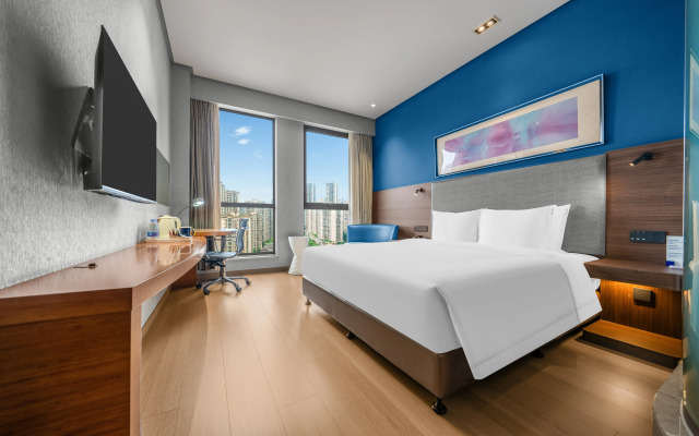 Holiday Inn Express Chongqing Guanyinqiao by IHG