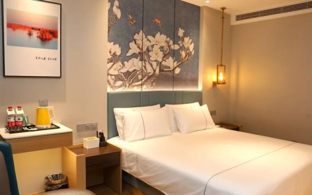 Magnolia Hotel (Dongying Qingfeng Hunan First Road Store)