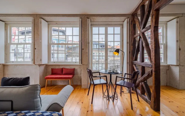 Pretty Apartment With Modern Comforts