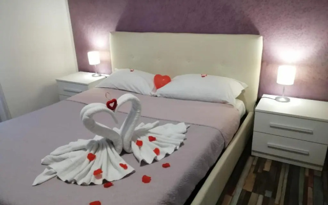 RomAmoR Suite