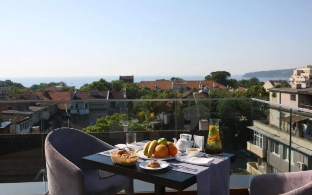 Graffit Gallery Hotel