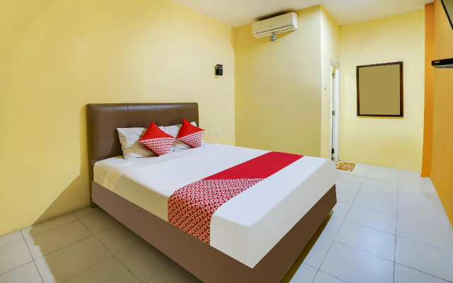 OYO 91027 Note Hotel Syariah