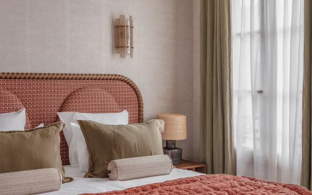 Hotel Suzie Blue