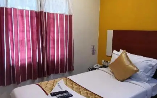 Skyry Hotels Adyar