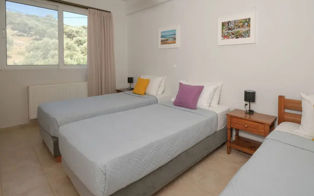 Antonis Apts - Physio Fitness Retreats