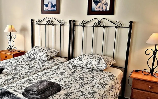 Apartamentos Balcã³N de Europa