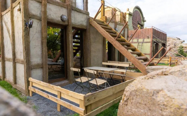 Havenburg Flugmaschinenbauer Wohnung unten rechts