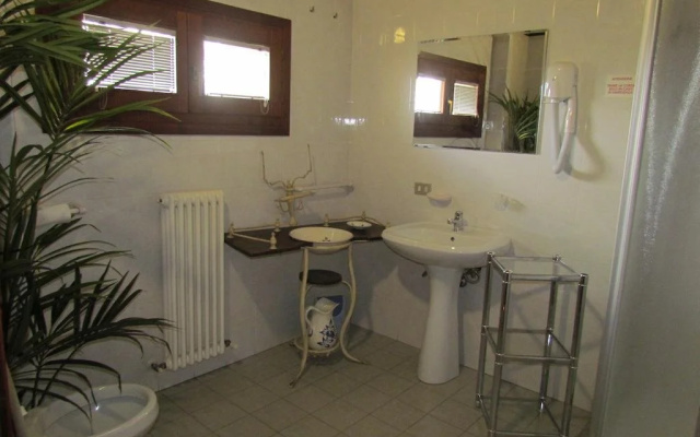 Ristorante Alloggio Ostello Amolara