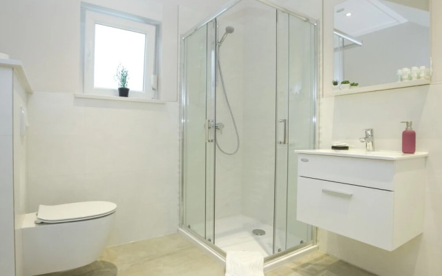 Tomana Apartment with Jacuzzi