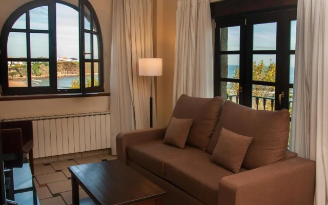 Apartamentos Costa Esmeralda
