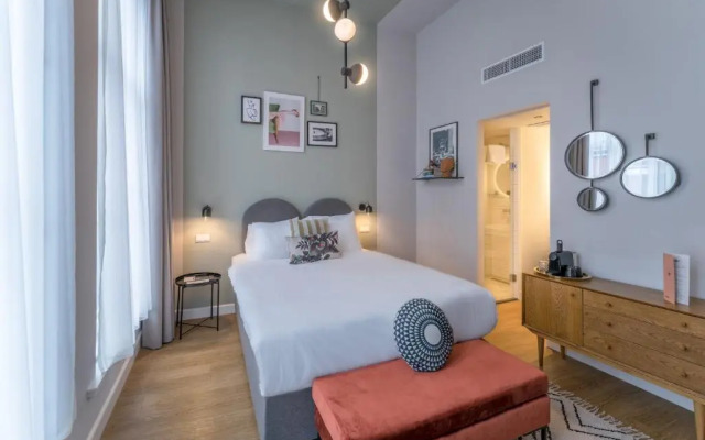 FINCH Boutique Hotel
