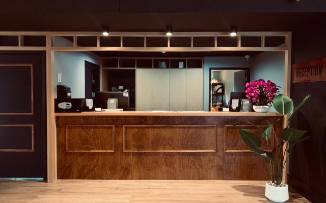 Woodroffe Hotel