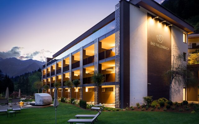 Hotel Bad Fallenbach Горнолыжный курорт Ортлер вид на фасад