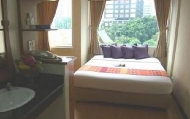 Отель YWCA International House Bangkok комната для гостей