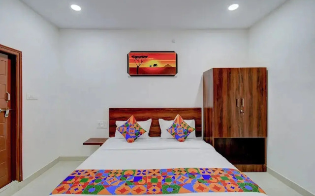 Fabhotel Yagna Grand