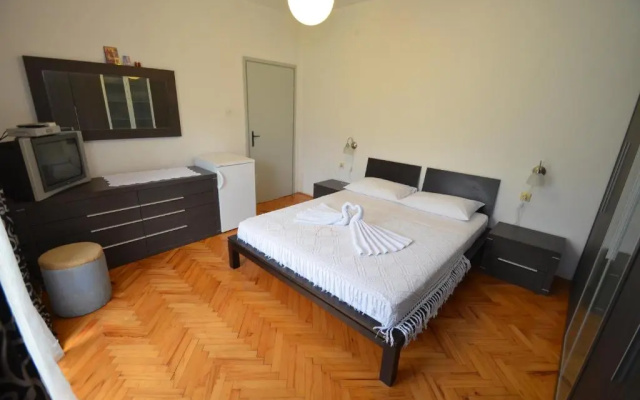 Apartments Ivetić
