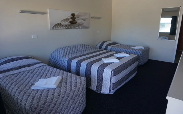 YAL Cairns - A Motel that makes a difference