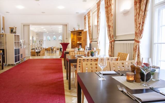 Maria an der Aue Tagungshotel in Wermelskirchen, Germany from 109$, photos, reviews - zenhotels.com