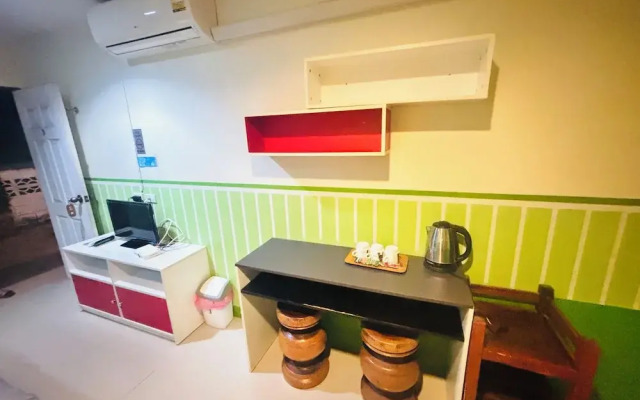 Sabaidee Place