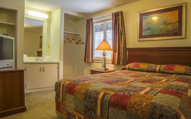 The Upper Pass Lodge at Magic Mountain