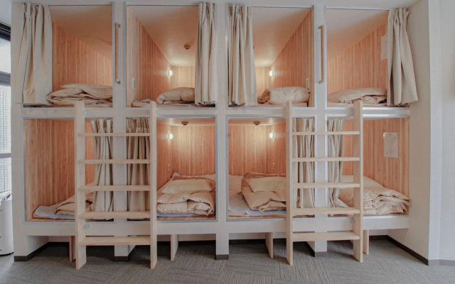 bnb+ Namba - Hostel