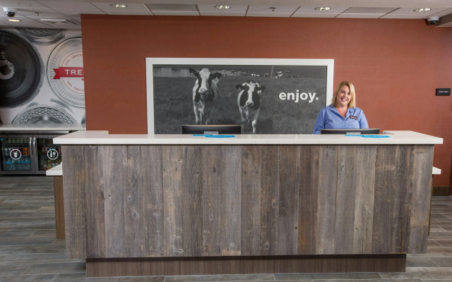 Hampton Inn & Suites Buellton/Santa Ynez Valley