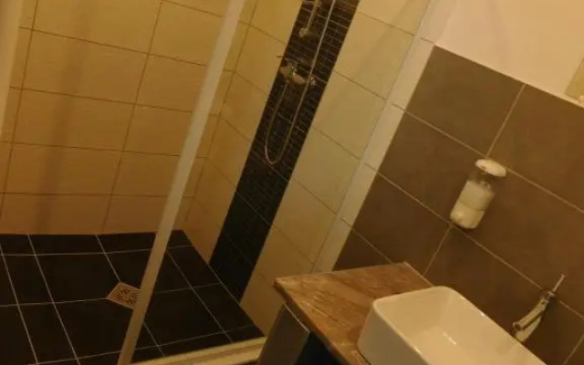 Sunrise Apartmanház