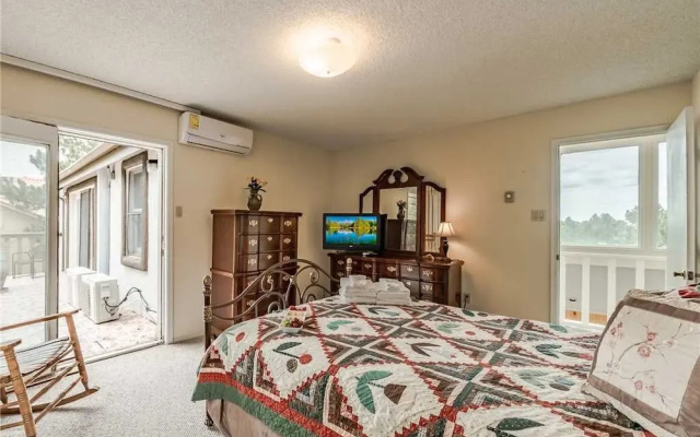 High Mesa Escape - Three Bedroom Cabin