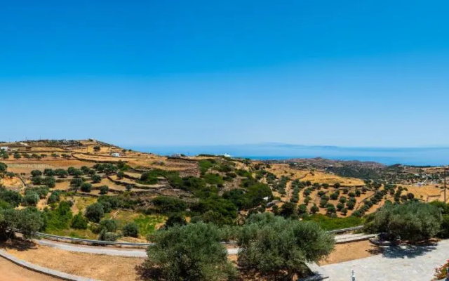 Sifnos' Green and Blue