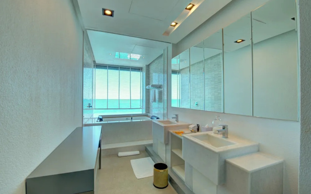 Airbetter - Nurai Luxury Sea Villa