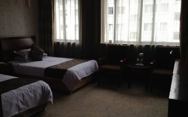 Junhong Business Hotel