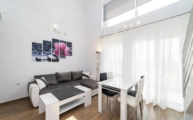 SLV Nefeli Apartment