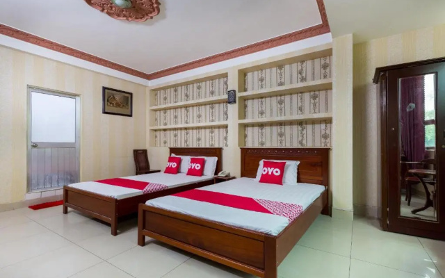 OYO 476 Van Anh Hotel