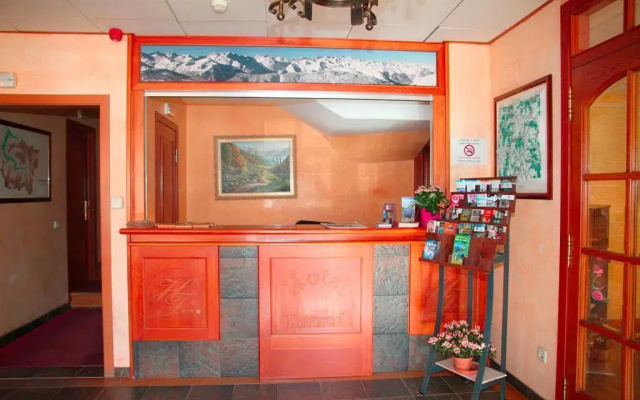 Hotel Turrull