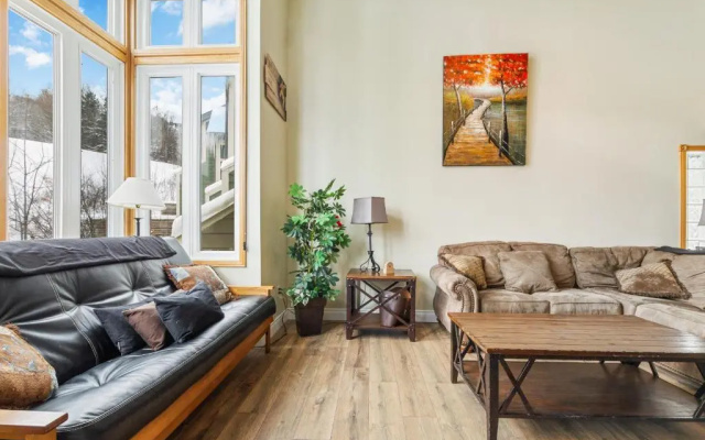 Blue Mountain, 2BR, Slopeside-Chateau Ridge
