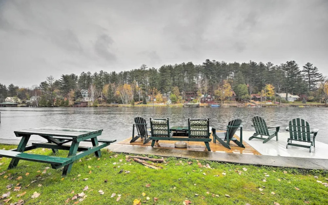 Pet-friendly Adirondack Cabin w/ On-site Lake