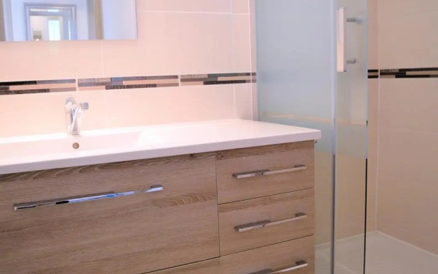 Appartement Le Lavandou, 3 pièces, 4 personnes - FR-1-251-25