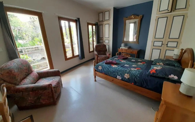 Chambre d'hôtes L'Oustal