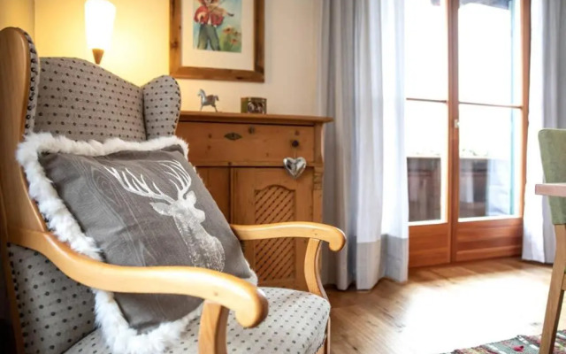 Haus Weidmannsheil - Wohnen im romantischen Forsthaus