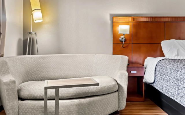 Rodeway Inn